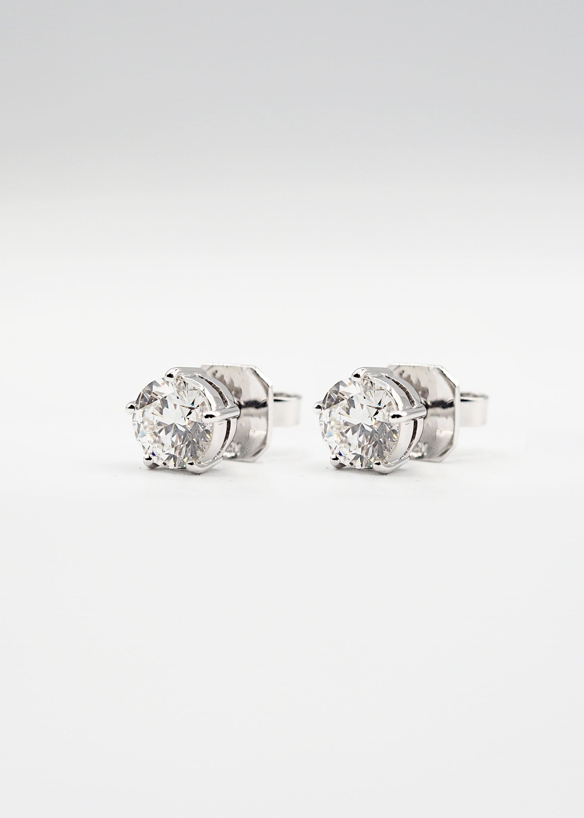 Earring Certificate ED480