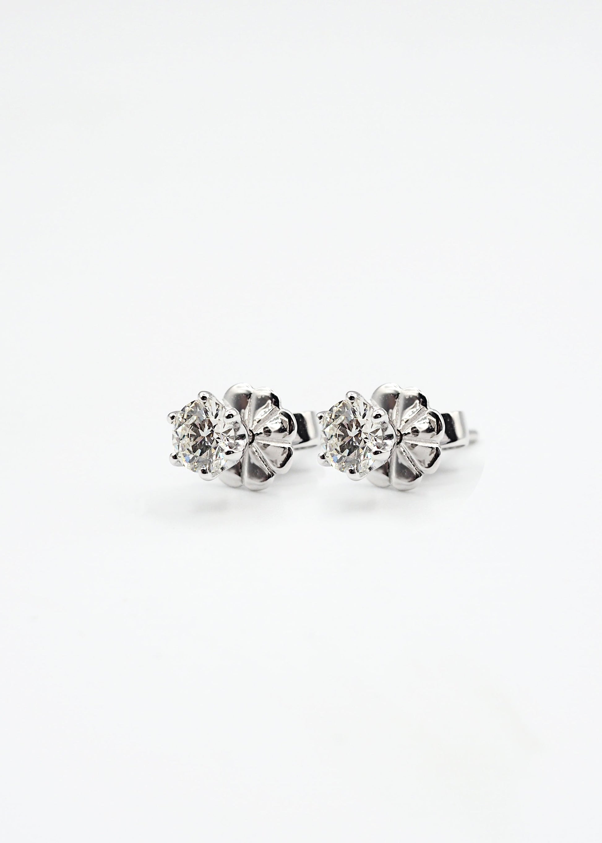 Earring Certificate ED348